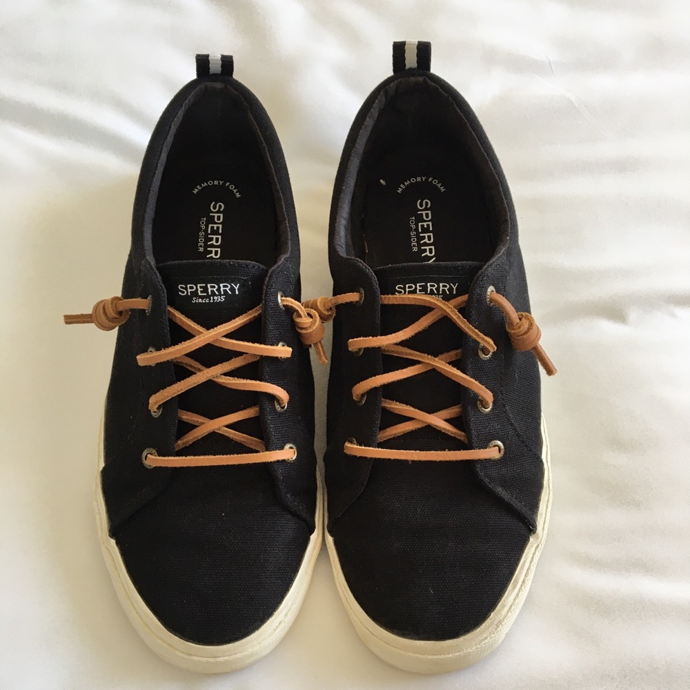 Womens Sperry’s Pier Wave Sneaker Size 11